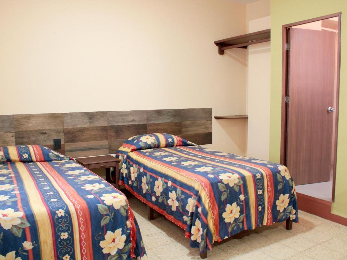 Hotel Galaxia Oaxaca Buitenkant foto